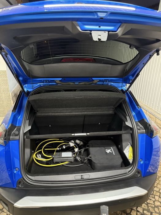 Peugeot e 2008 50Kwh GT