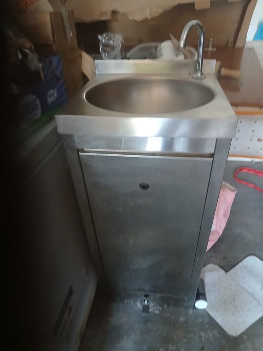 Material proveniente de um restaurante que encerrou recentemente
