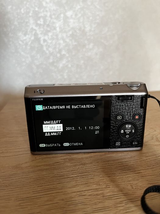 Fujifilm XF1 Black – ідеальний стан, повний комплект, 2 акумулятори