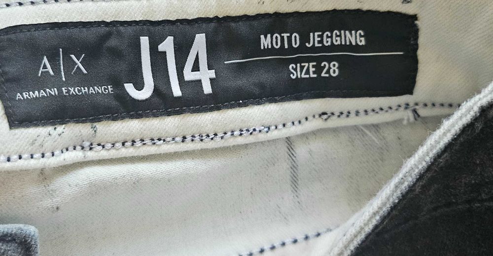 Jeggingsy Armani Exchange rozmiar S/M (28)