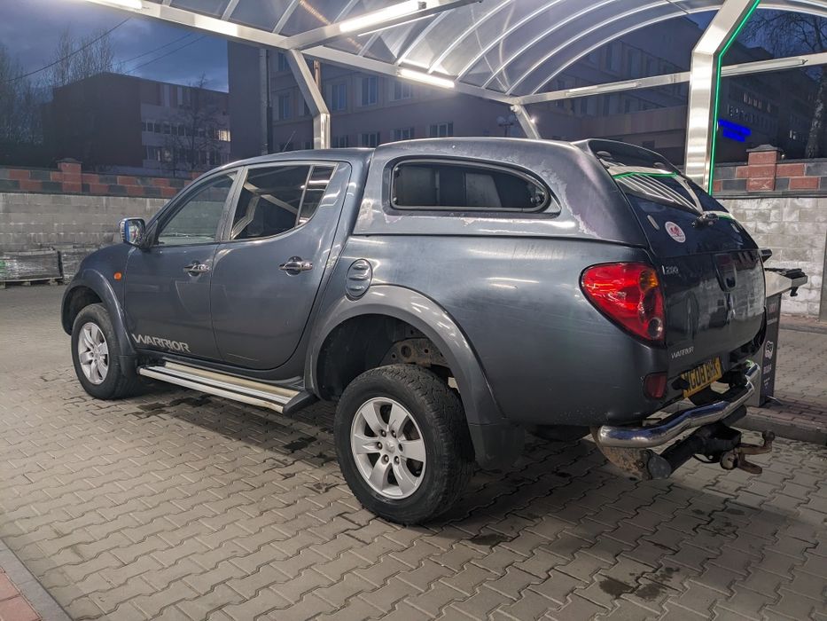 Міцубісі л200 пікап для зсу