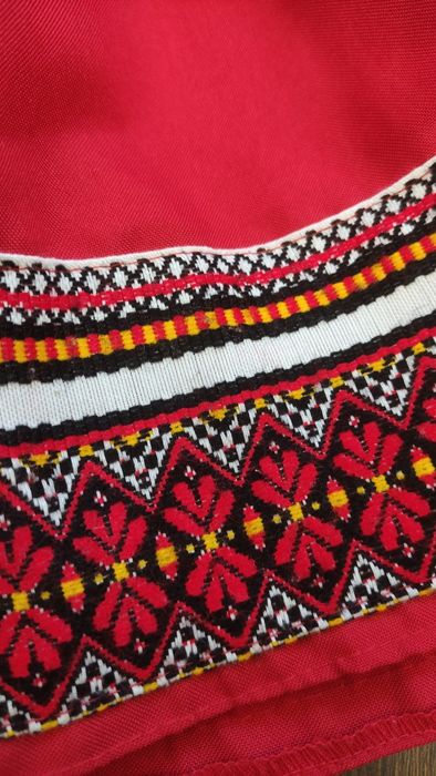Продам дитячий комплект у вишиваному стилі