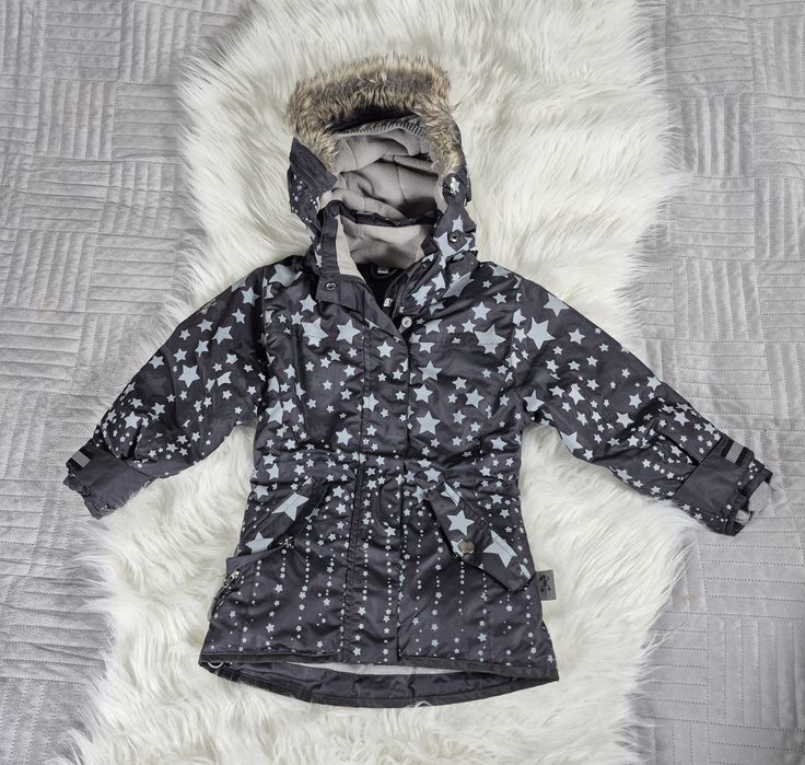 Kurtka dziecięca z kapturem w gwiazdki 92cm