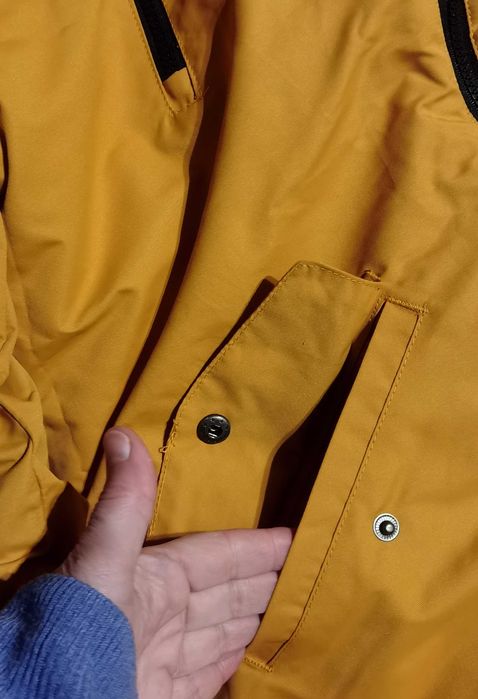 Зимова куртка Reserved 158