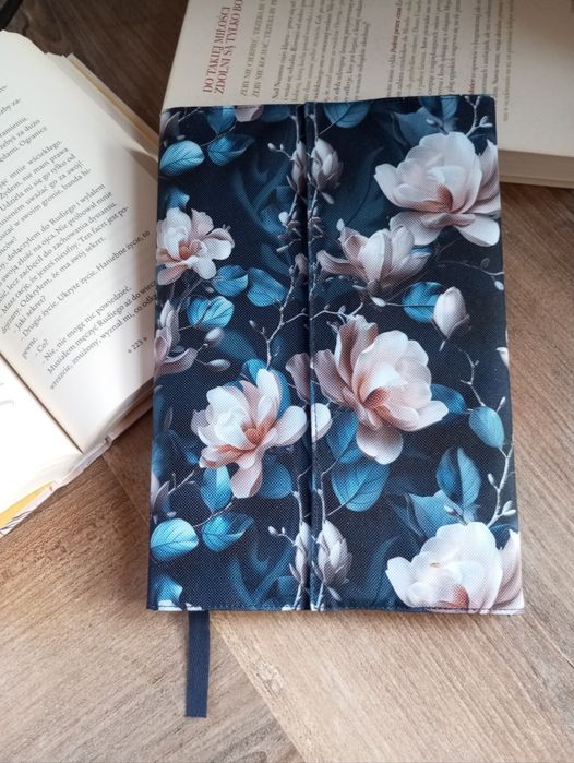 Otulacz na książkę, etui, okładka