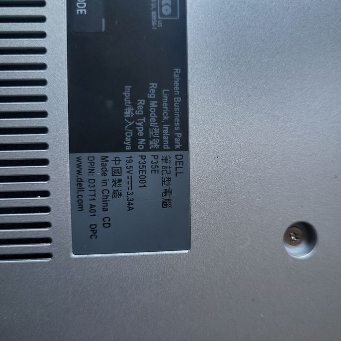 Laptop Dell P35E sprawny