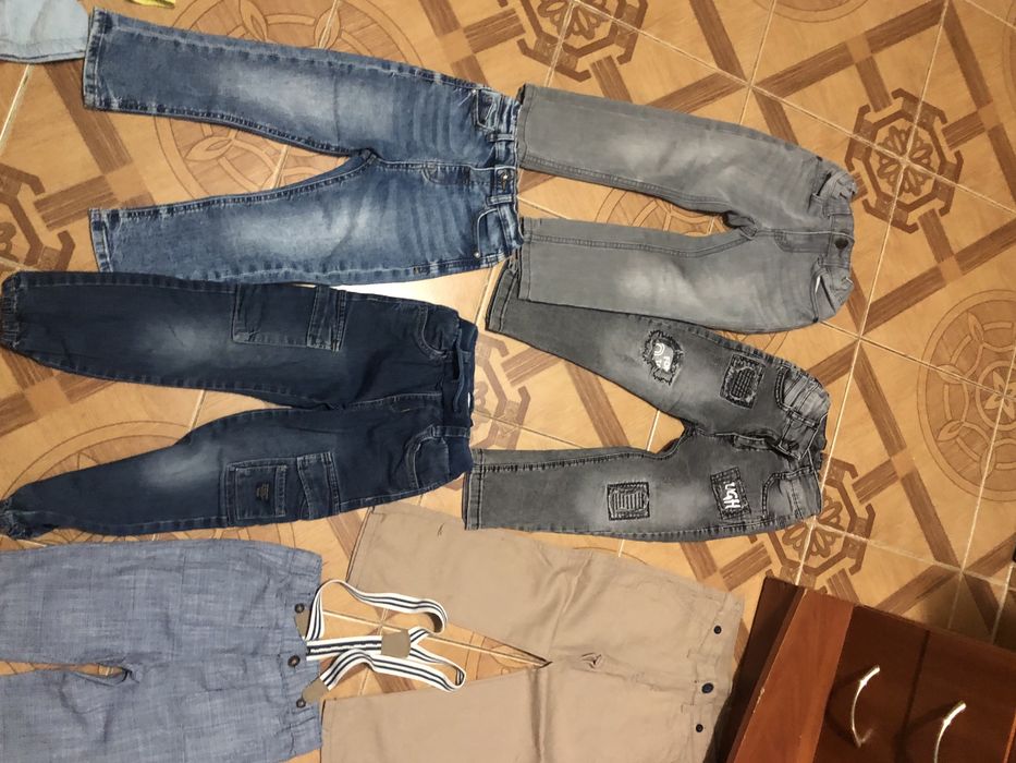 Продам дитячі штани джинси за всі 300 грн