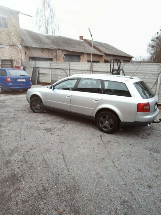 Автомобіль AUDI A6 C5 2,5 дизель QUATTRO
