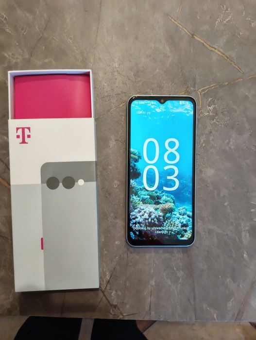 Sprzedam telefon T Phone 3