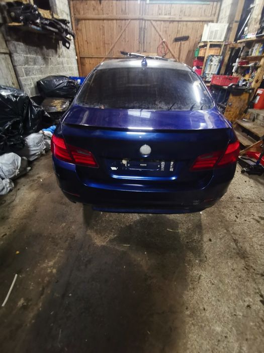 BMW F10 klapa bagażnika tył tiefseeblau A76/5