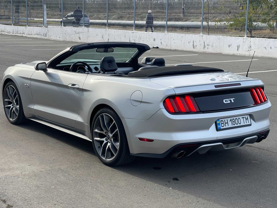 Продам кабриолет Ford Mustang 5.0 GT 2016 Premium Convertible