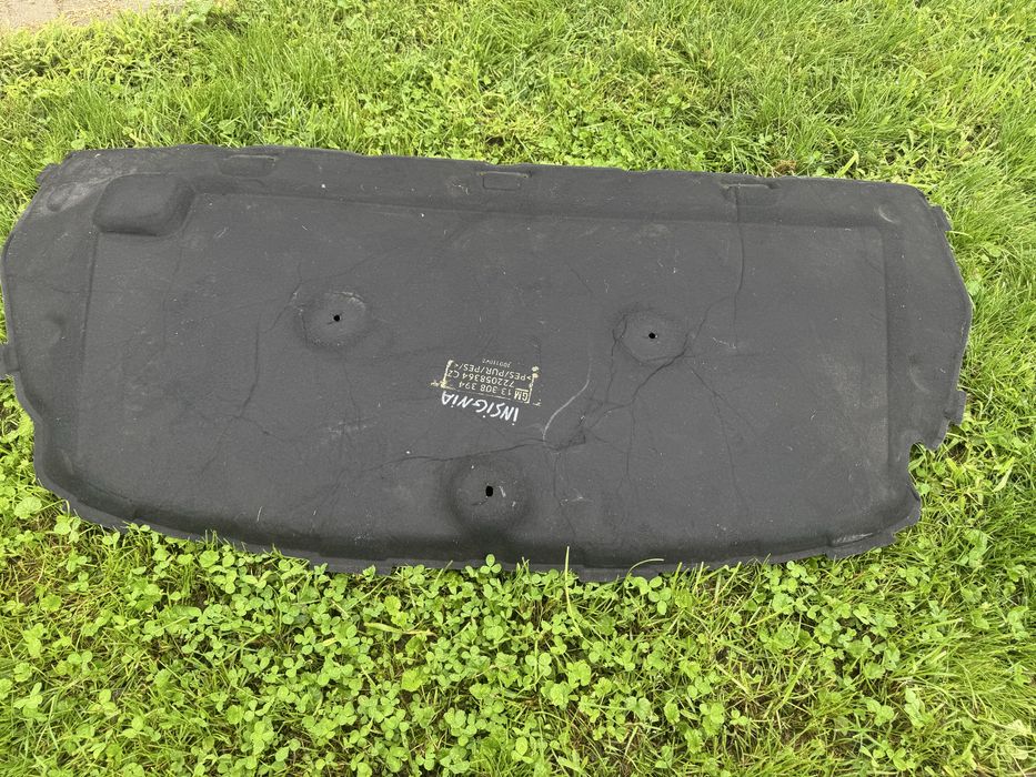 Шумка капота опель инсигния  утеплитель шумоизоляция Opel insignia