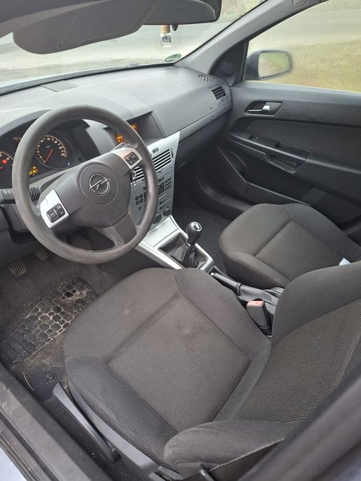 Sprzedam opel Astra 1.6 benzyna