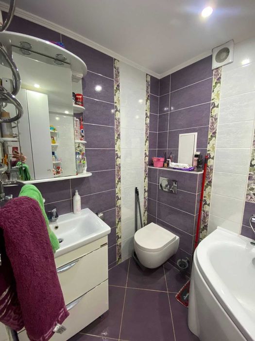 Продається квартира з ремонтом та індивідуальним газовим опаленням