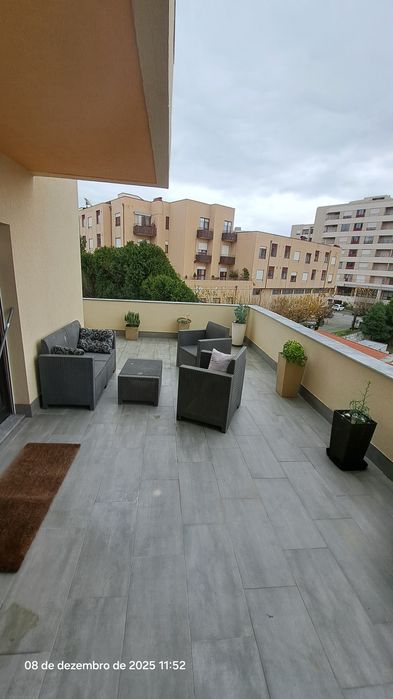 Apartamento T1 mobilado e equipado