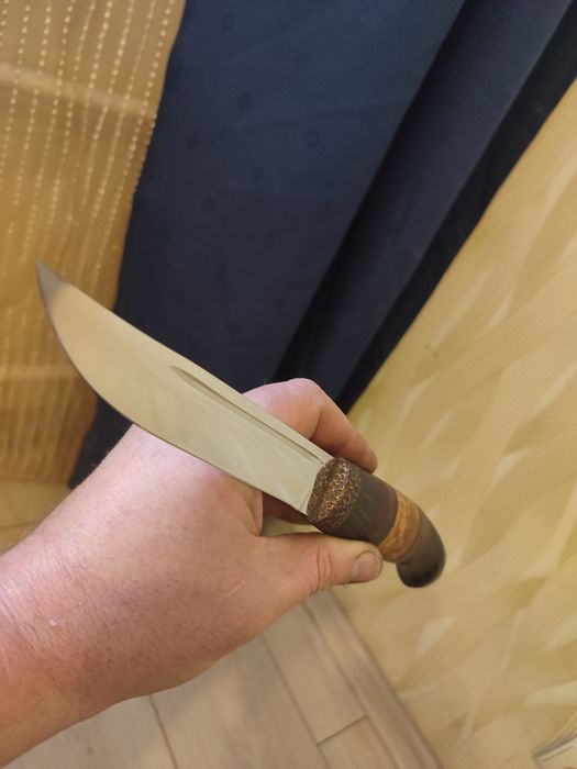 Продам нож финку n690