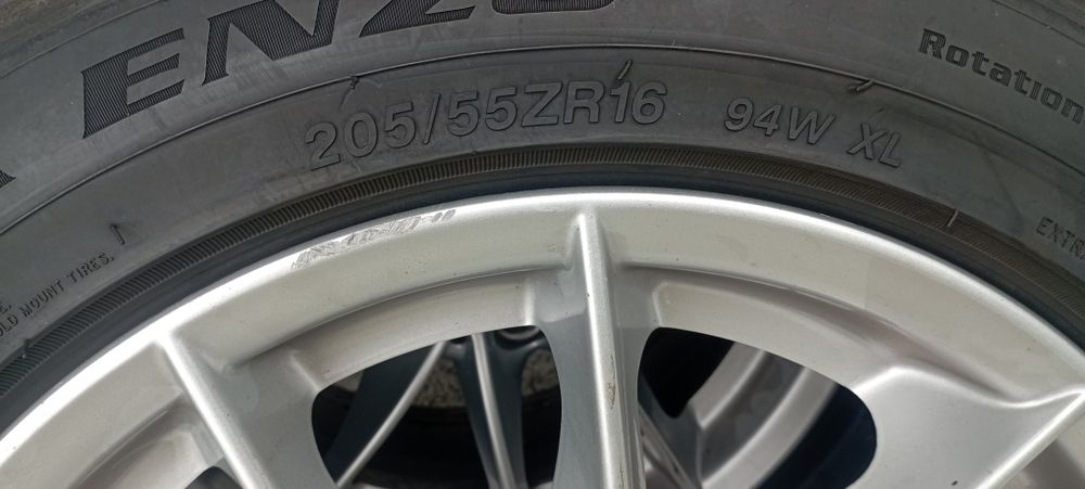 Pneus semi slick Vitour Tempesta Enzo 205/55/16