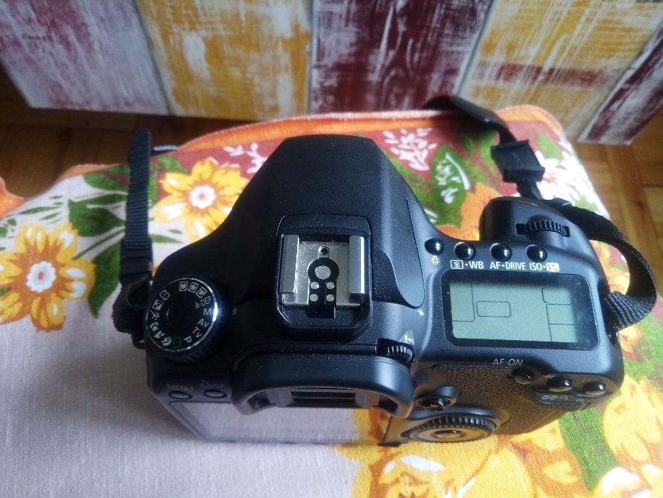 Canon EOS 40D body з усім необхідним з Японії