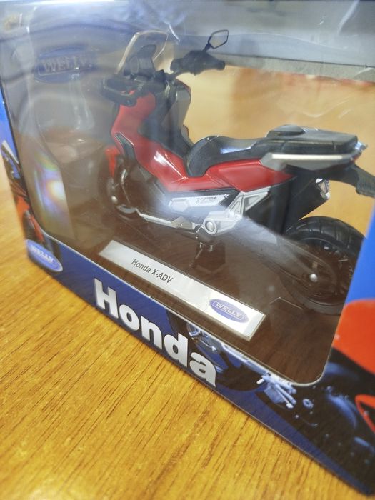 Miniatura Honda x-adv 750