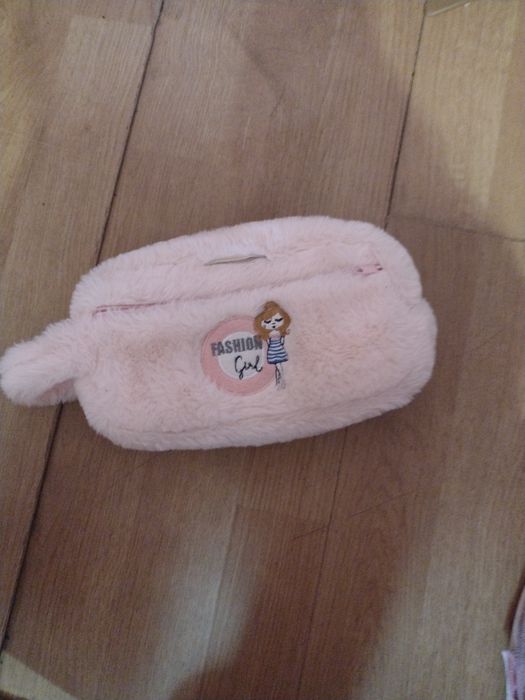 Piórnik dla dziewczynki czas do szkoły