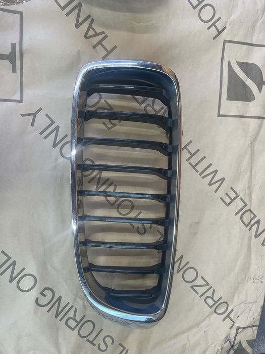 Решітка радіатора ноздря BMW F32,33,36