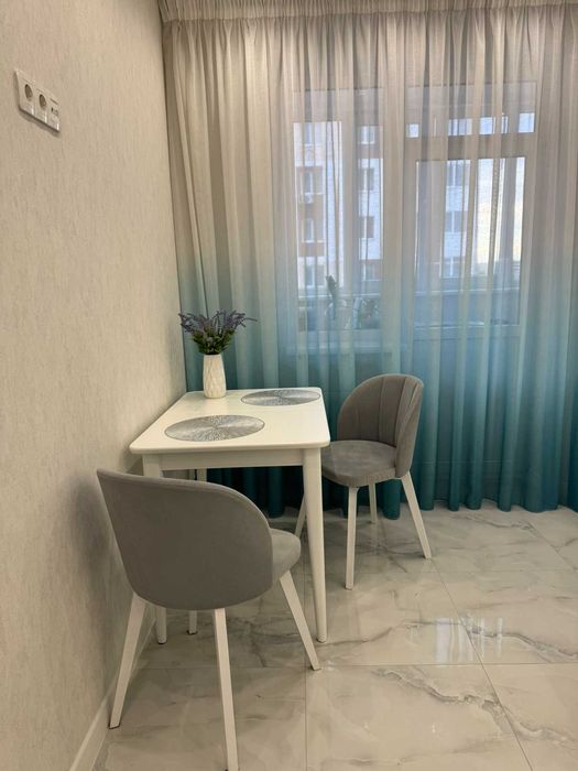 Продаж стильної 1к квартири 40 м² у Вишневому — вул. Святошинська, 58