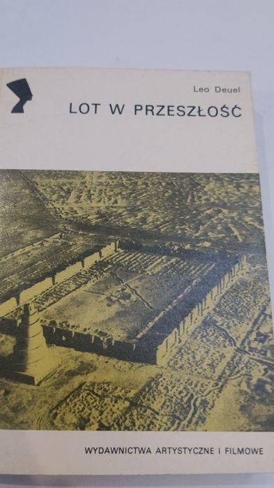 Lot w przeszłość książka