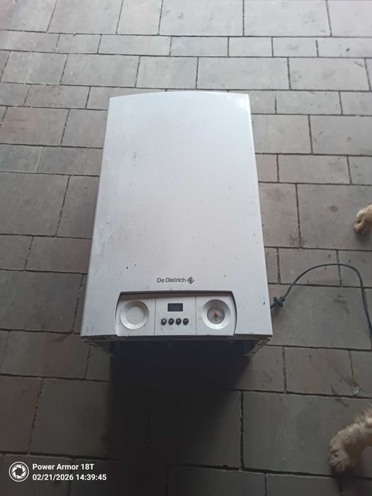 Kocioł gazowy DeDietrich MCR ll na części.