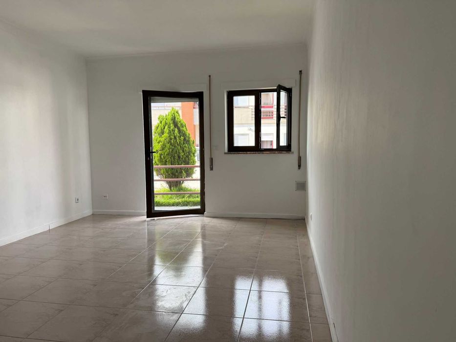 Apartamento T2 para arrendar