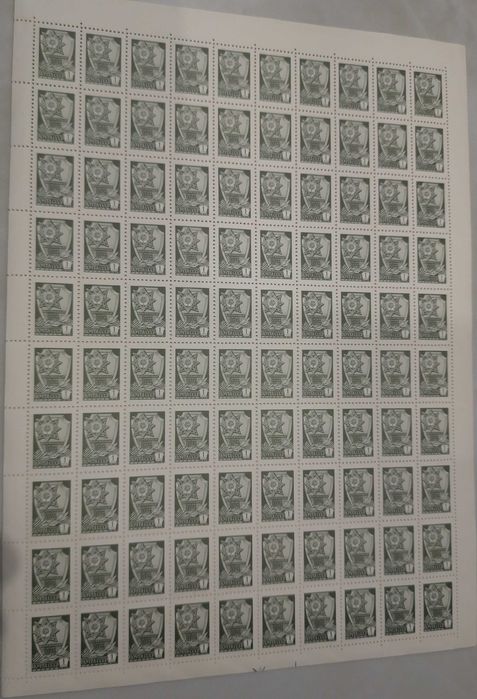 Продам поштові марки