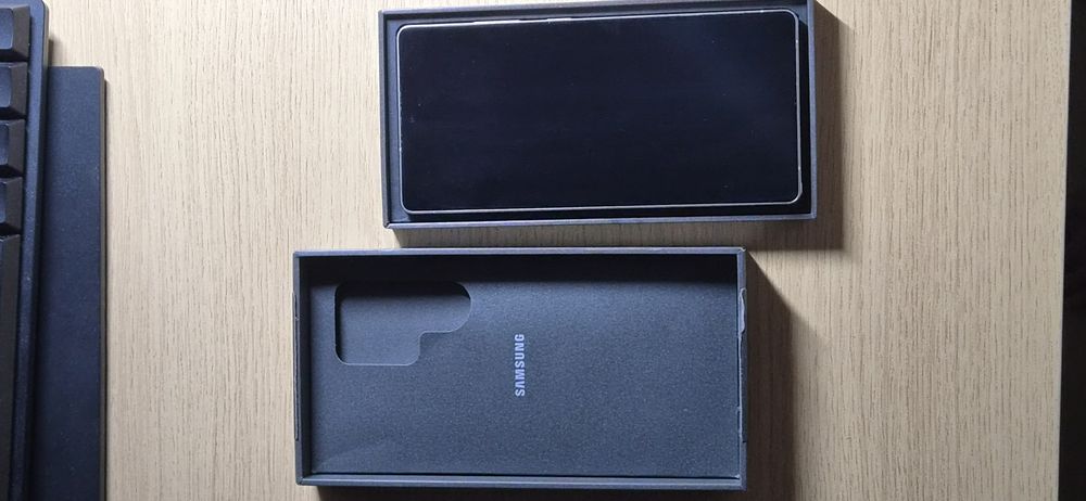 Samsung S25 ULTRA - Garantia 2028