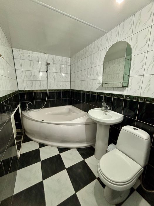 Продам будинок для великої родини