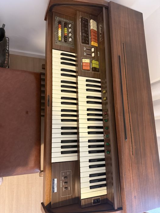 Órgão Cabaret De Luxe