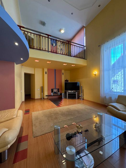 Продаж затишного будинку у Брюховичах