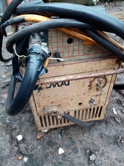 Продам полуавтома з балоном і редуктором