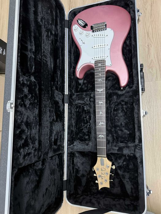 Guitarra Elétrica "Midnight Rose"  Inlays Aves  C/ Estojo Rígido Gator