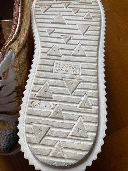 Sprzedam trampki Loriblu 38r.