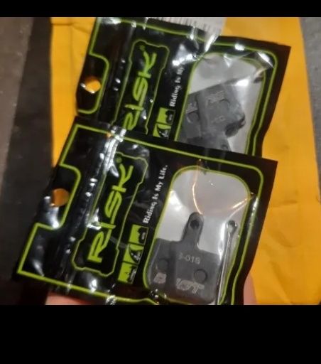Дискові гальмівні колодки Dust напів-метал DS-01S для Shimano