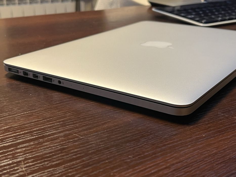 Macbook pro 13 cali Early 2015 bardzo ladny.