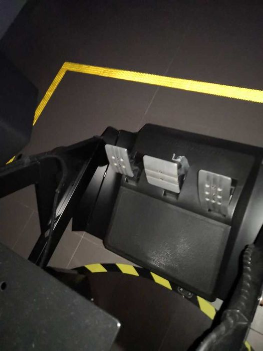 Simulador de condução RC4 4DOF