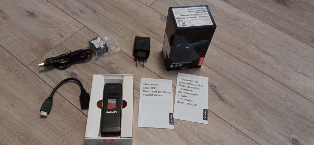Компьютер Lenovo ideacentre Stick 300