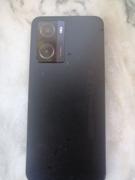 Vendo opoo a 57 em bom estado