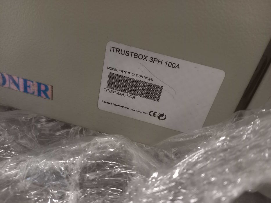 Estabilizador de Tensão Trifásico 100 Amperes