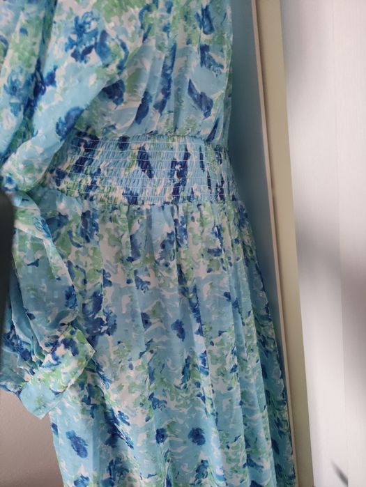 Sukienka Boohoo długa maxi błękitna kwiaty XXL