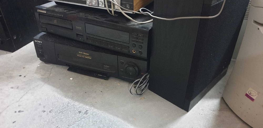 rádios e televisores