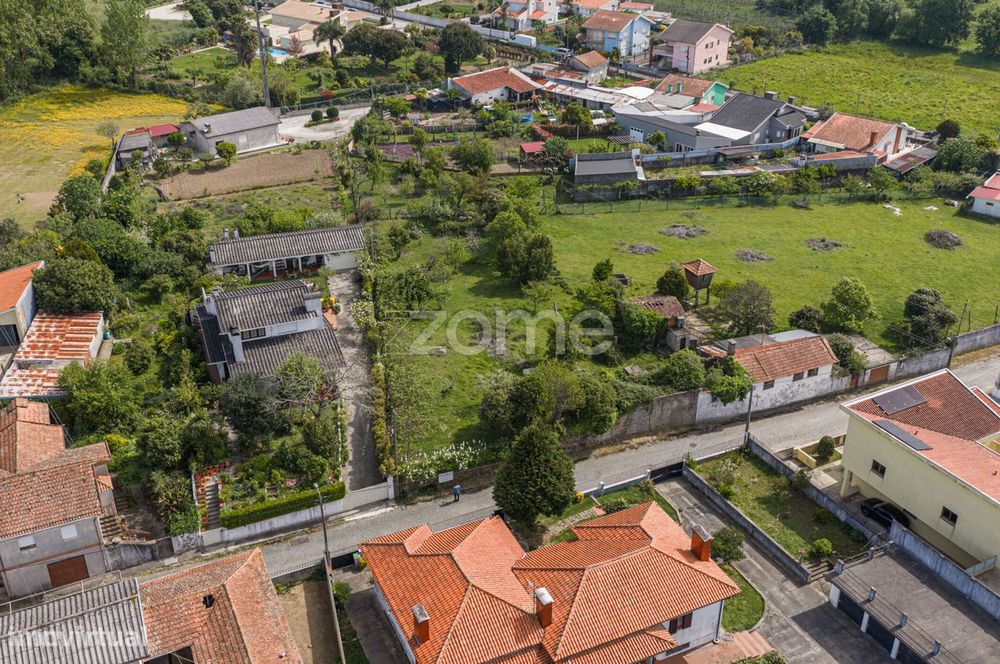 Terreno para Moradia em Grijó