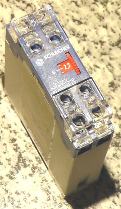 Przekaźnik czasowy Schleicher  KZTH11 (C) czasówka