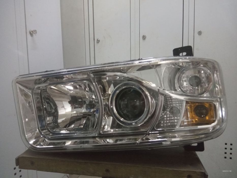 Передние фары на Маз и Ман csenon
