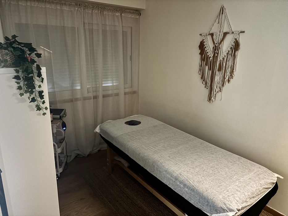 Mix de Massagem Relaxante Com Pedras Quentes.