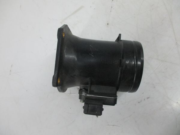 Medidor massa de ar / MAF VOLKSWAGEN Passat (3B2)